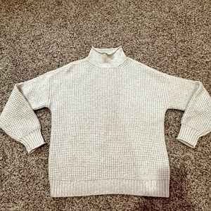 American Eagle Turtleneck!